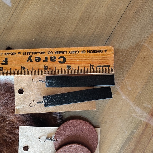 Real Leather Hide Earrings Set of 3 chestnut brown, light brown, and black - Picture 3 of 4